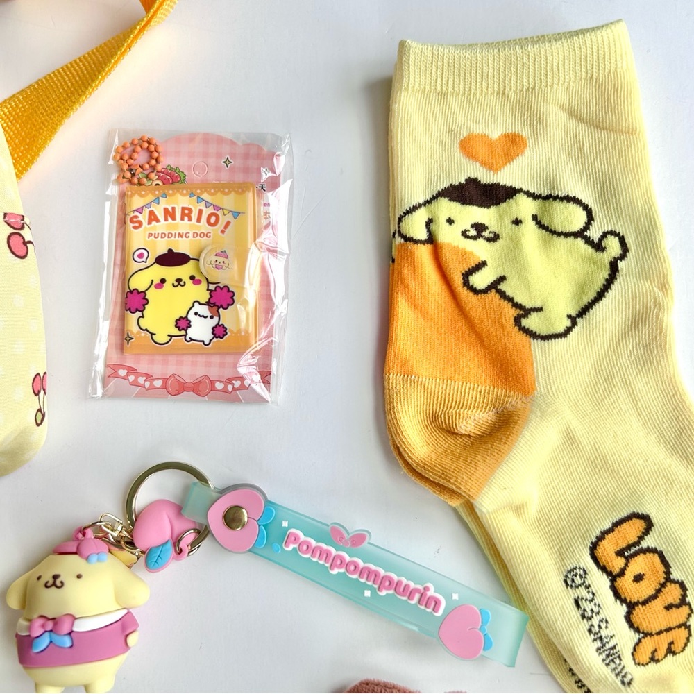 💛(POM310) Pompompurin Adorable 7-Piece Crossbody Pack Bundle! - Picture 5 of 7